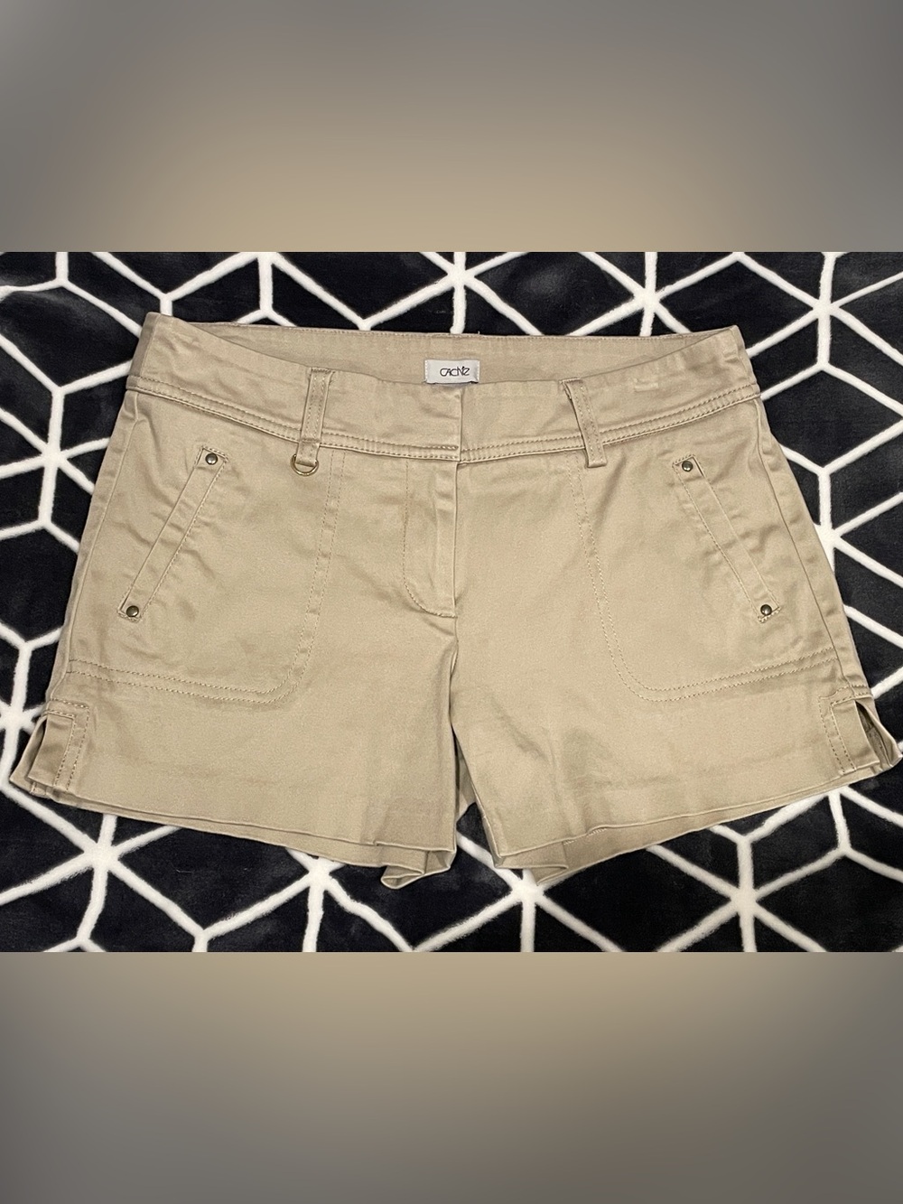 Cache Khaki Shorts